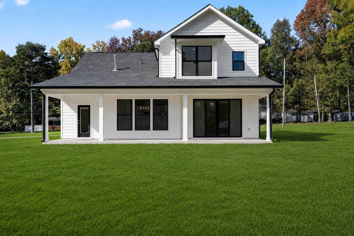 rear image 8616